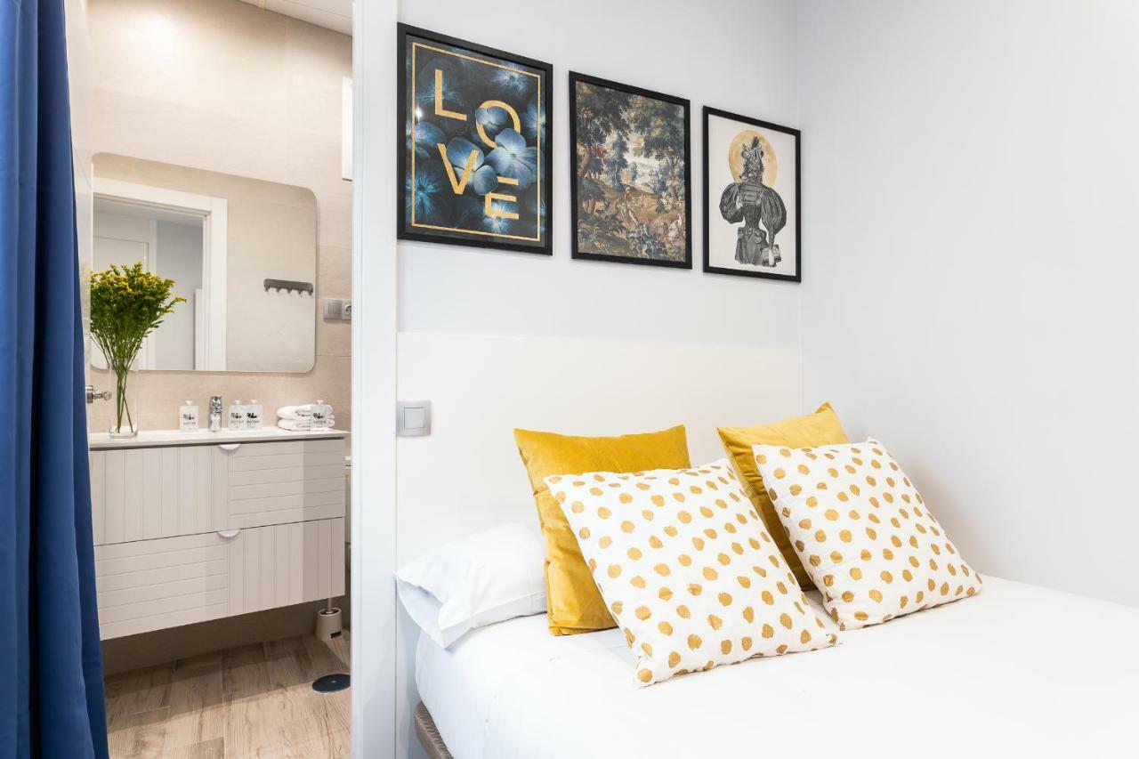 Apartmán Bnbholder Black & Yellow Design Sol Madrid Exteriér fotografie
